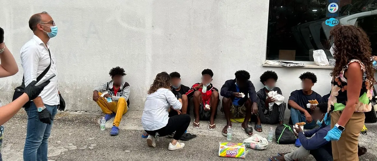 In fuga dal Cara di Crotone, otto minori eritrei ritrovati a Cariati