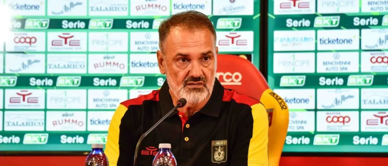 Catanzaro-Spezia in una prima al Ceravolo (quasi) sold out, Vivarini: «I tifosi saranno il nostro 12esimo uomo»