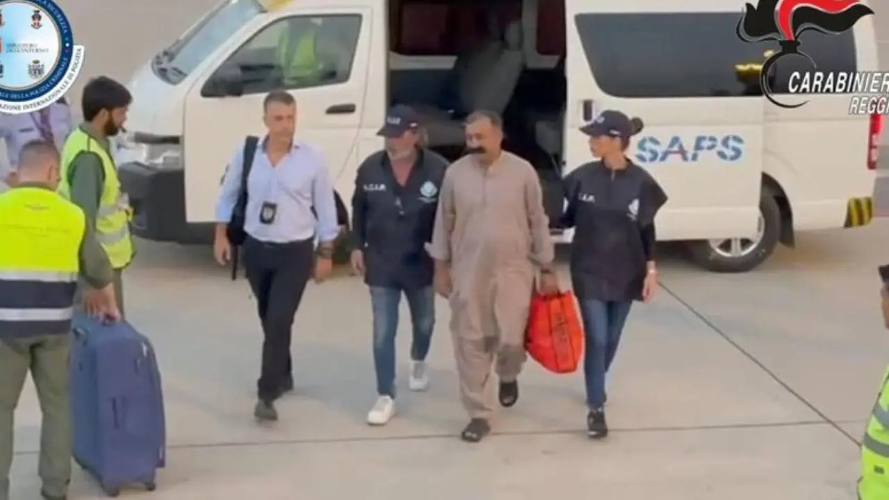 L’aereo con il padre di Saman è atterrato a Ciampino