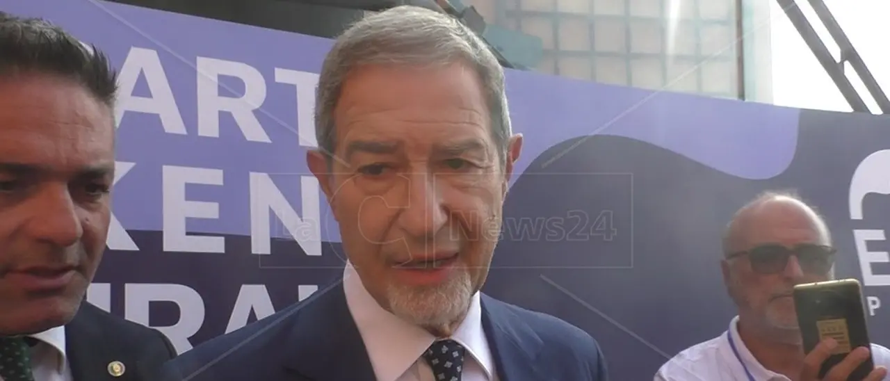 Ponte sullo Stretto, Musumeci: «Consentirà a Calabria e Sicilia di essere protagoniste, ma servono anche altre infrastrutture»