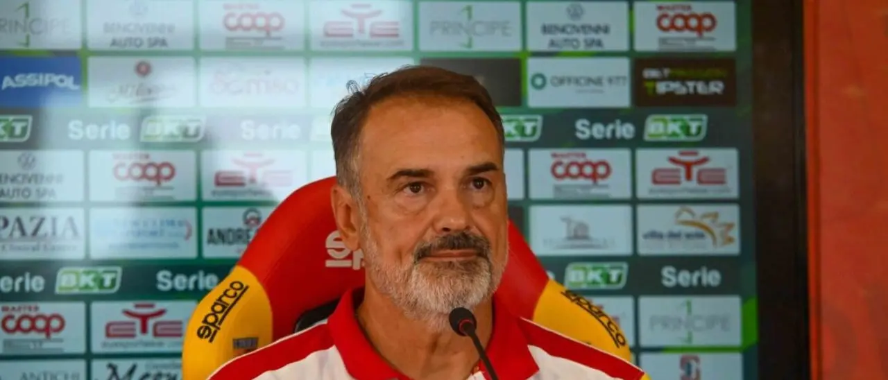 Lecco-Catanzaro, Aquile a caccia di una vittoria per continuare a volare. Vivarini: «Gara dai tanti punti interrogativi»