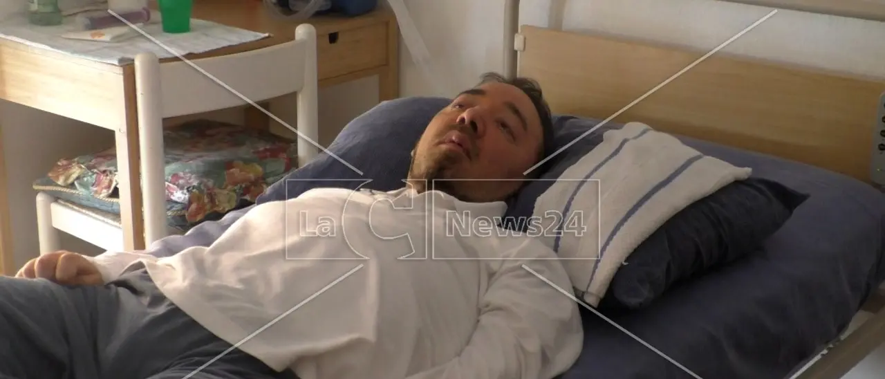 A Scalea l’ultimo saluto a Emanuele De Bonis: addio a un instancabile guerriero