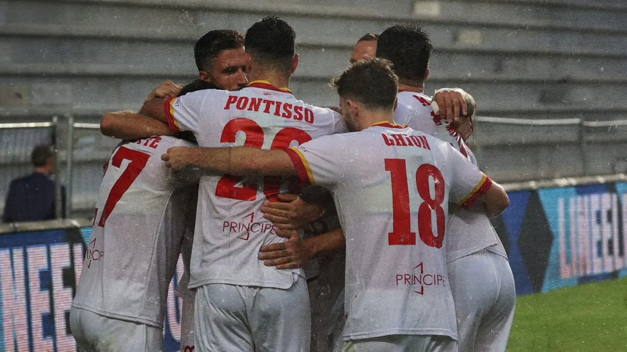 Lecco-Catanzaro, le Aquile mettono ko i padroni di casa e volano in vetta alla classifica: finale 3-4