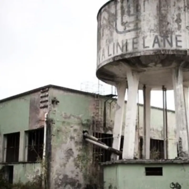 Incendio nell’ex stabilimento Marlane a Praia, il Comune chiede alla Procura l’accesso al sito