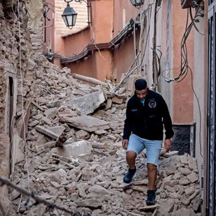 Terremoto in Marocco, è un’ecatombe: le vittime salgono a oltre 2000. Proclamati tre giorni di lutto nazionale