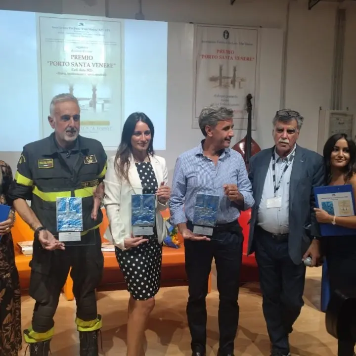 Vibo, al Premio Porto Santa Venere vince l’identità locale: riconoscimenti alle eccellenze del territorio