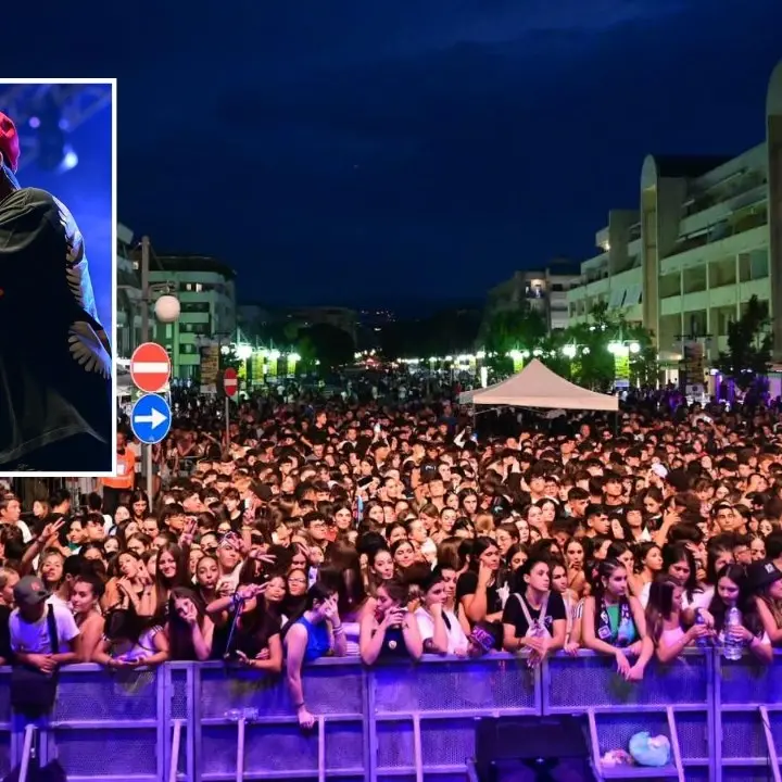 Settembre rendese, bagno di folla per il trapper Geolier: «In 30mila da tutta la Calabria e non solo»