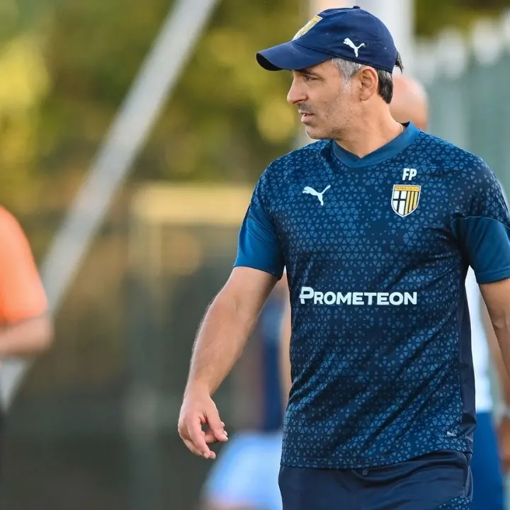 Catanzaro-Parma, l’allenatore dei crociati Pecchia: «Non mi sorprende vedere i giallorossi primi. Giocano a calcio»