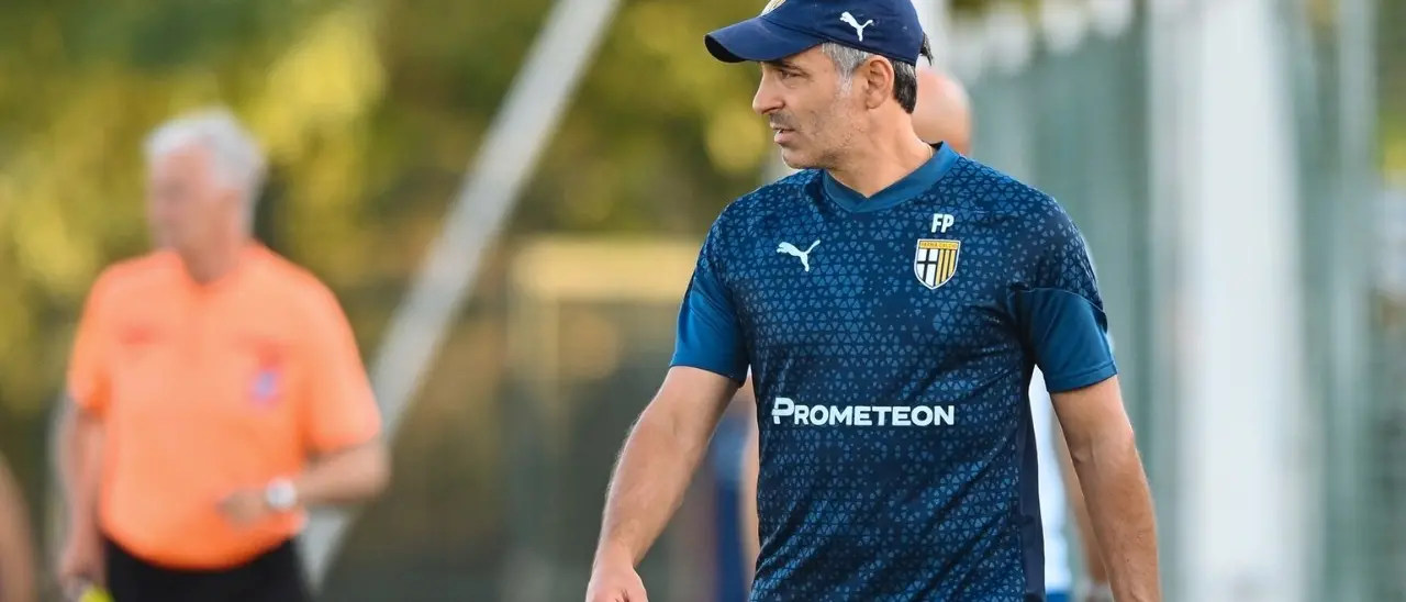 Catanzaro-Parma, l’allenatore dei crociati Pecchia: «Non mi sorprende vedere i giallorossi primi. Giocano a calcio»