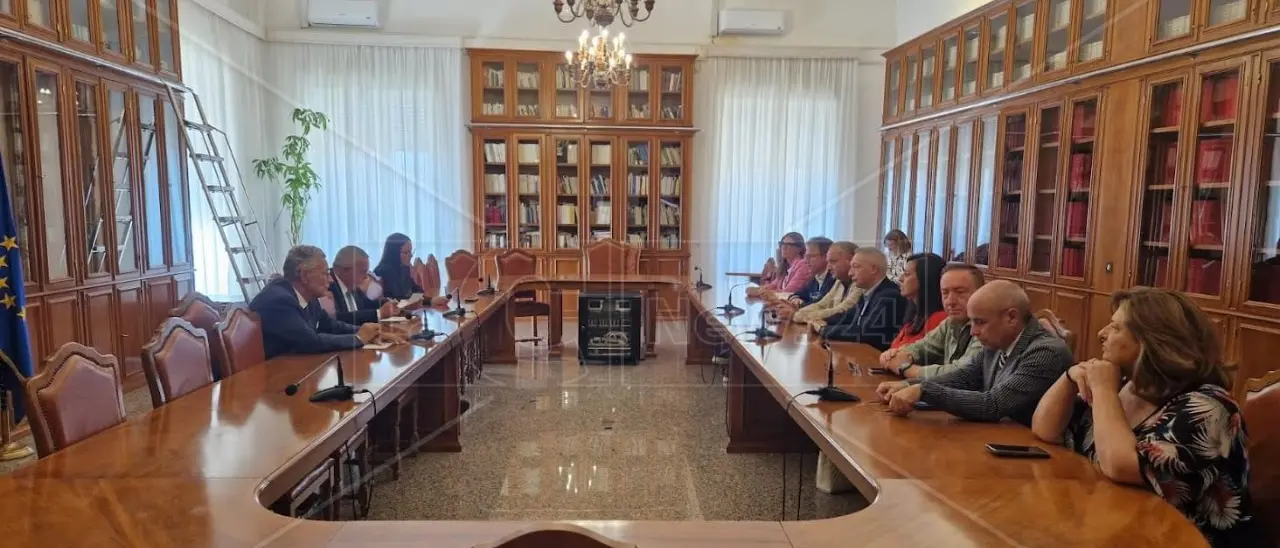 Morti sul lavoro, dopo la protesta dei sindacati la Prefettura convocherà un tavolo sull’emergenza