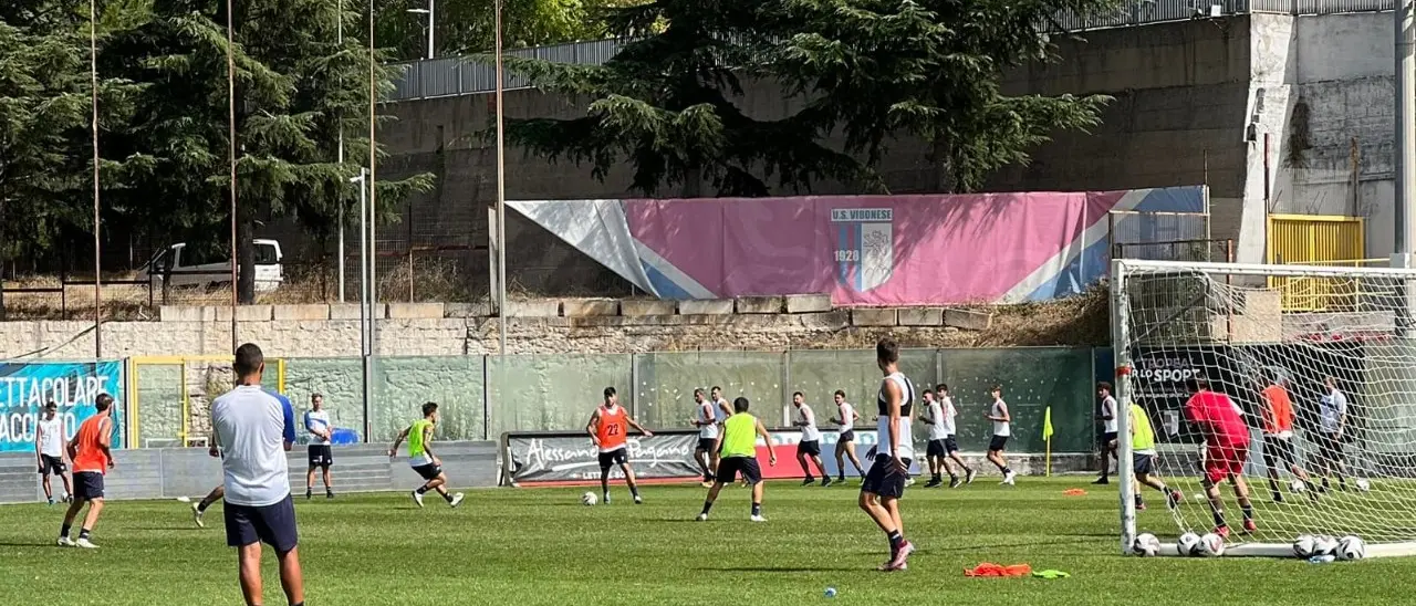 Serie D, in campo per il turno infrasettimanale valido per la terza giornata: programma e arbitri