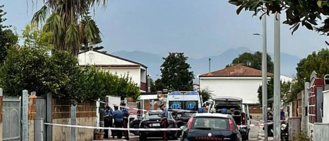 Femminicidio a Battipaglia, donna uccisa a coltellate dal marito durante una lite