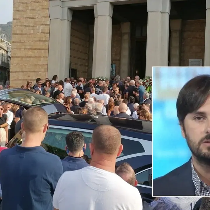 L’ultimo commovente saluto a Pietro Bellantoni, a Scilla i funerali