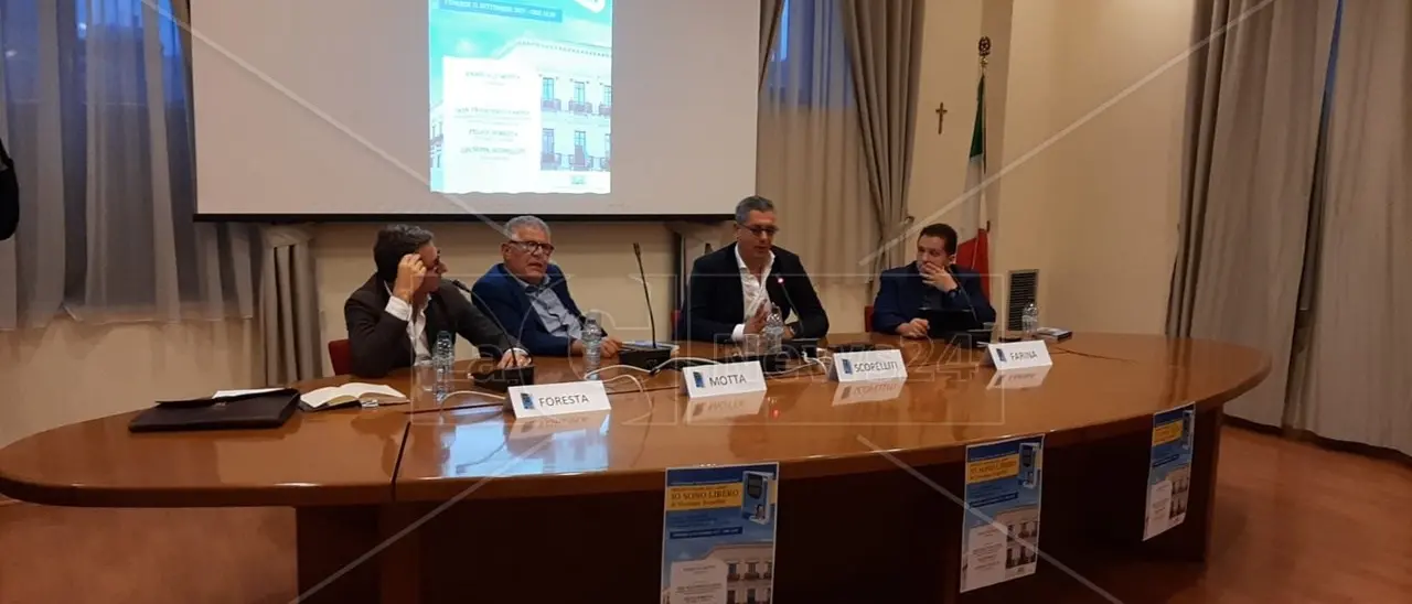 “Io sono libero”, Giuseppe Scopelliti porta il suo libro a Catanzaro e si racconta