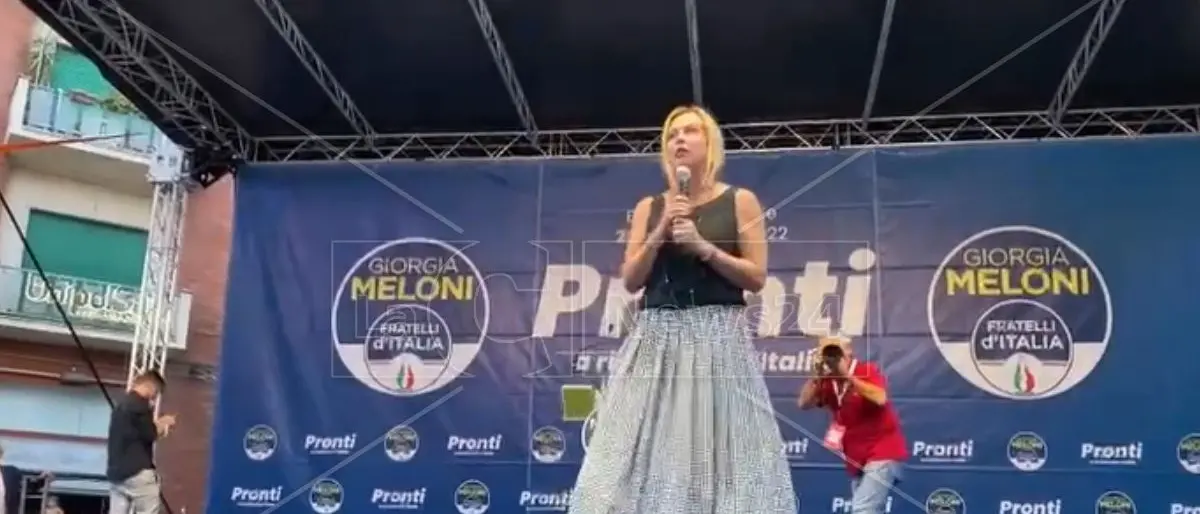 Morte Napolitano, Fdi rinvia iniziative per lutto: slitta l’intervento di Meloni alla convention di Rende