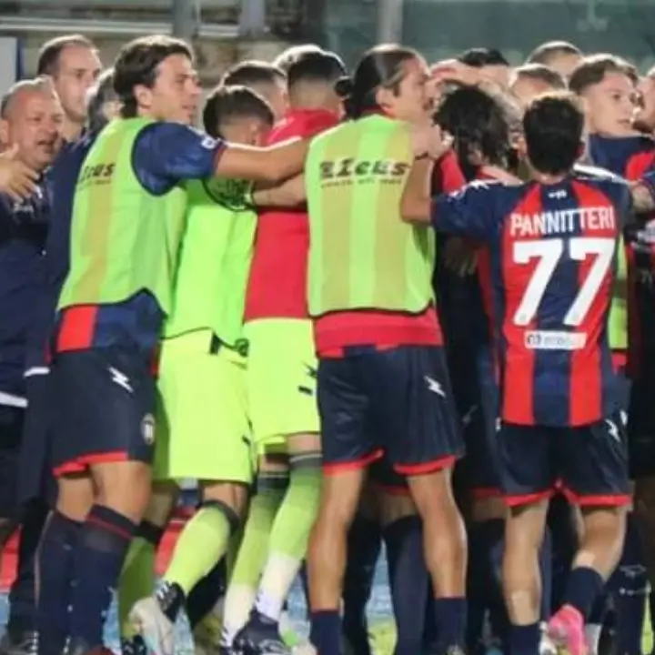 Il Crotone ritorna alla vittoria: allo Scida regolato 1-0 il Sorrento