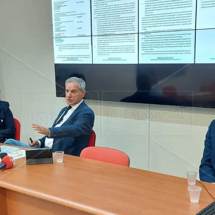 Il porto di Gioia Tauro potrebbe perdere 10 milioni del Pnrr, Agostinelli: «Occhiuto intervenga per evitare l’ennesimo fallimento»