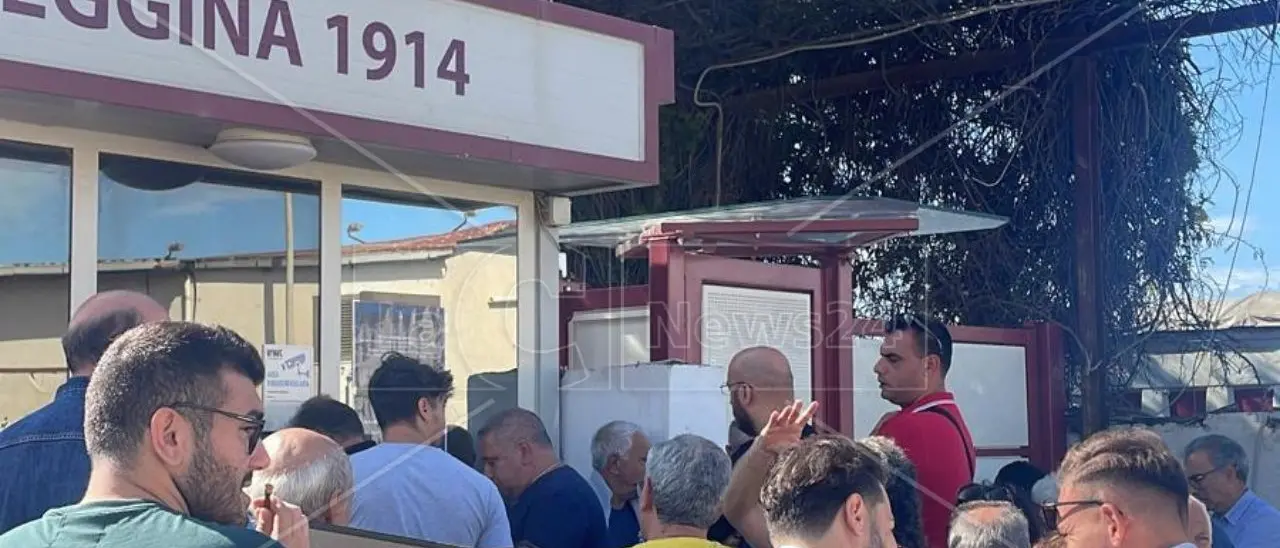 Nuova Reggina, file al Sant’Agata per gli abbonamenti: già mille tessere sottoscritte