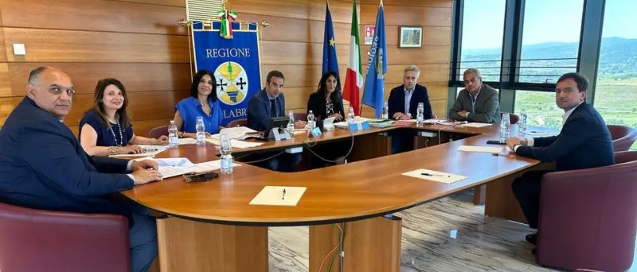 Risorse idriche Calabria: la Giunta regionale commissaria altri 9 Comuni che non hanno aderito ad Arrical