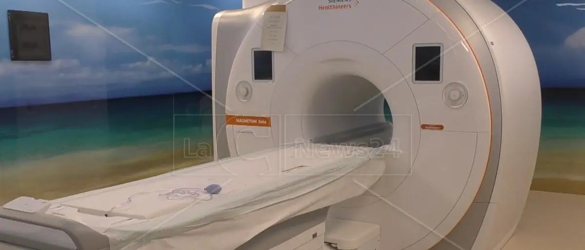 Una nuova risonanza magnetica all’azienda Dulbecco di Catanzaro, il commissario: «Si apre la stagione del rinnovamento tecnologico»