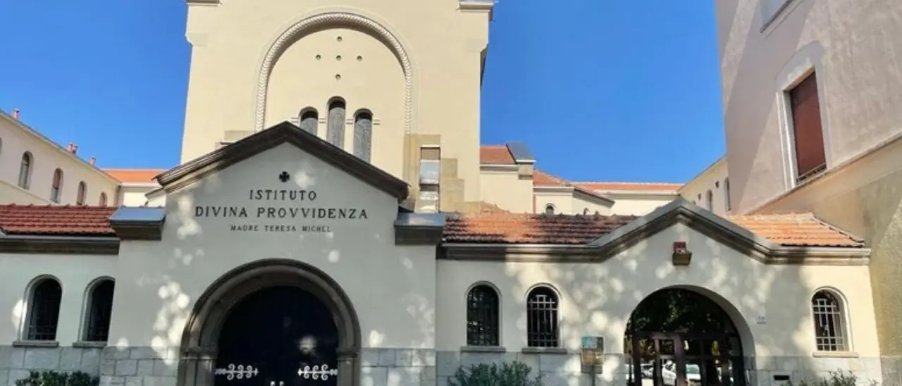 Strage ad Alessandria: uccide a coltellate moglie e figlio, poi la suocera in casa di riposo e si suicida