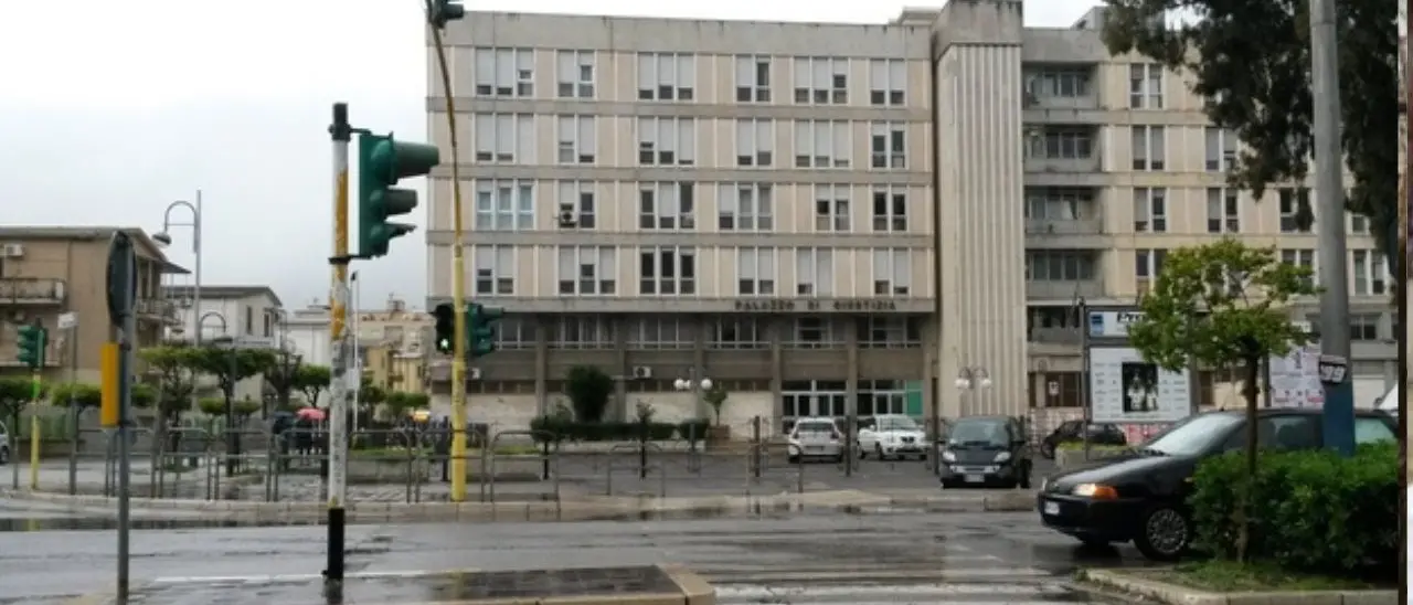 Melissa, rinviato a giudizio il sindaco Raffaele Falbo: è accusato di concussione