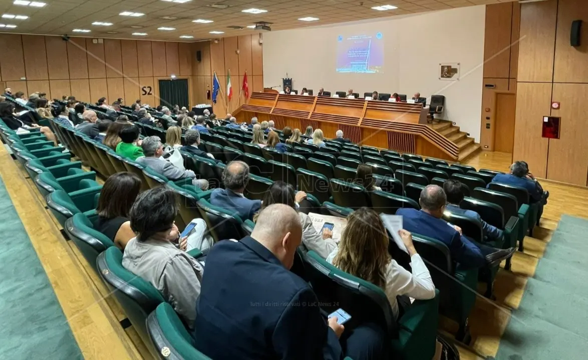 Consiglio giudiziario di Catanzaro, l’avvocato Nucci: «Negato il diritto di “tribuna” ai laici»