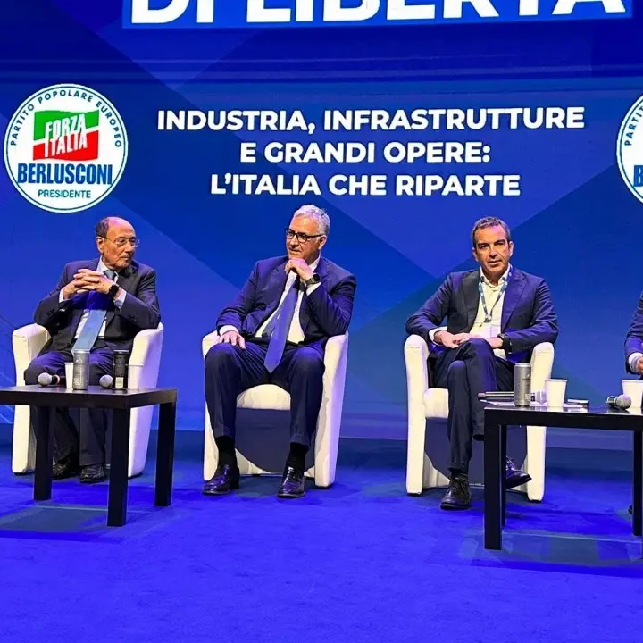 Lavoro, Occhiuto: «Presto una legge per formare e assumere ex percettori del reddito di cittadinanza»