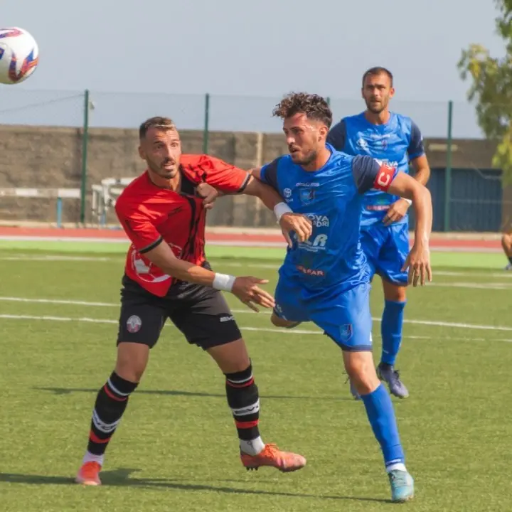 Serie D, due derby calabresi in programma nella quinta giornata: partite e arbitri