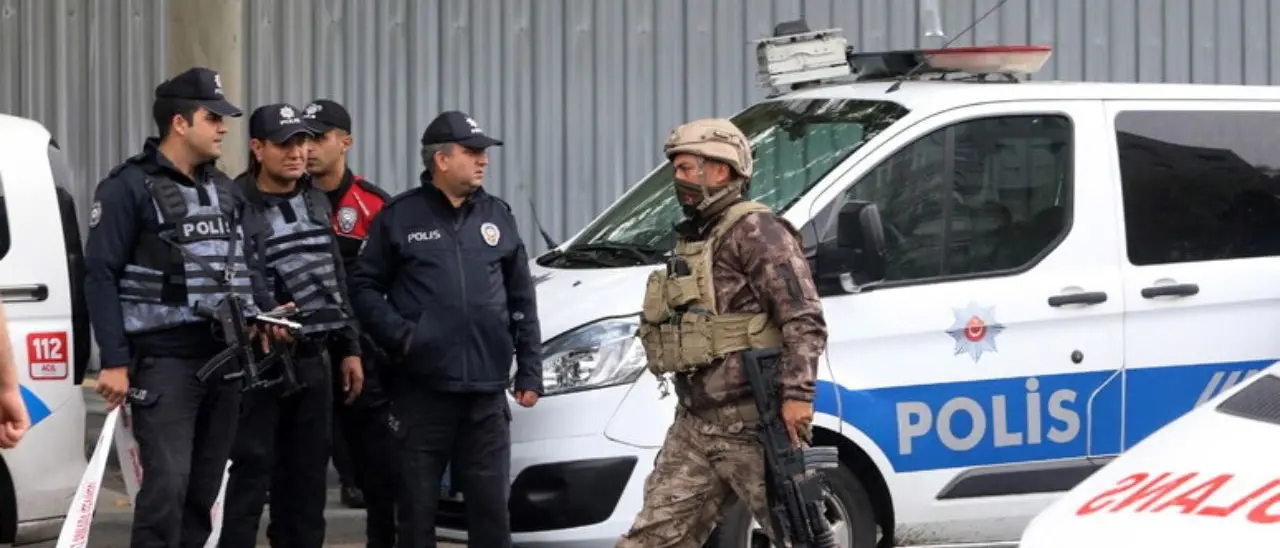 Turchia, il Pkk rivendica l’attentato vicino al ministero dell’Interno ad Ankara