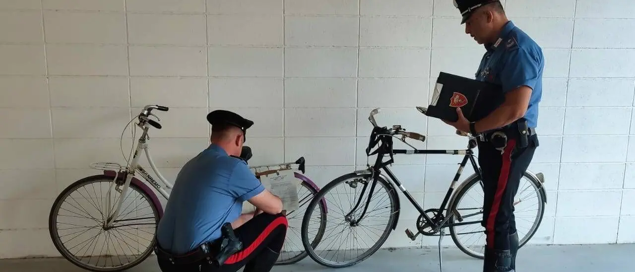 Soverato, due biciclette rubate da un condominio e ritrovate grazie alle telecamere di videosorveglianza