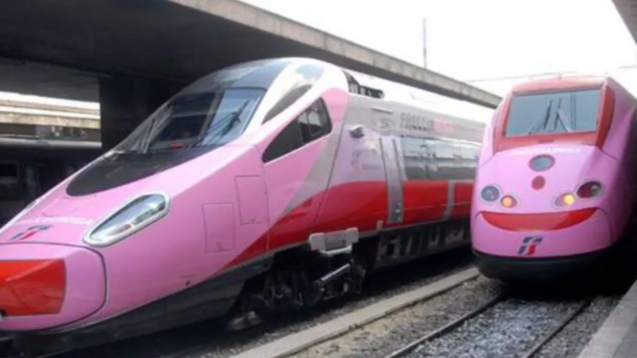 La prevenzione del tumore al seno viaggia anche in treno, ecco le tappe in Calabria