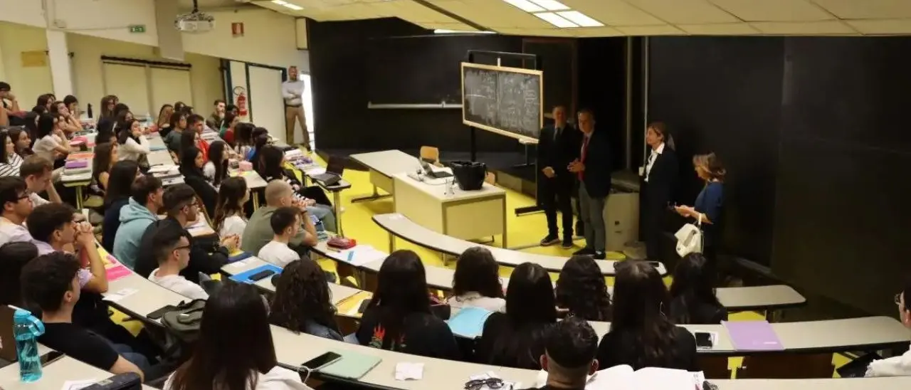 Unical, partono i corsi di Medicina e Chirurgia: 120 studenti inziano le attività didattiche