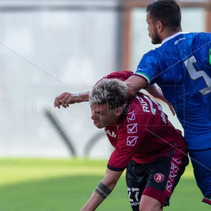 Rosseti ko, alla LFA Reggio Calabria serve un altro attaccante. Tifosi amareggiati, ma sarà un campionato duro