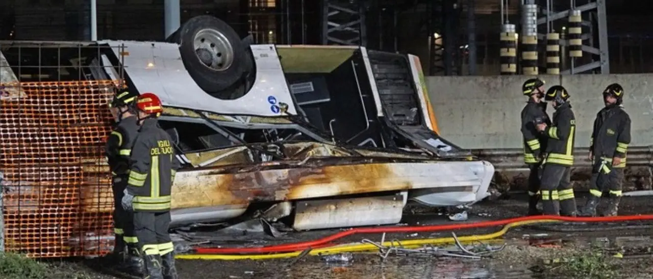 Tra le 21 vittime della strage di Mestre anche un neonato e due minori, dubbi sul guardrail: indaga la Procura