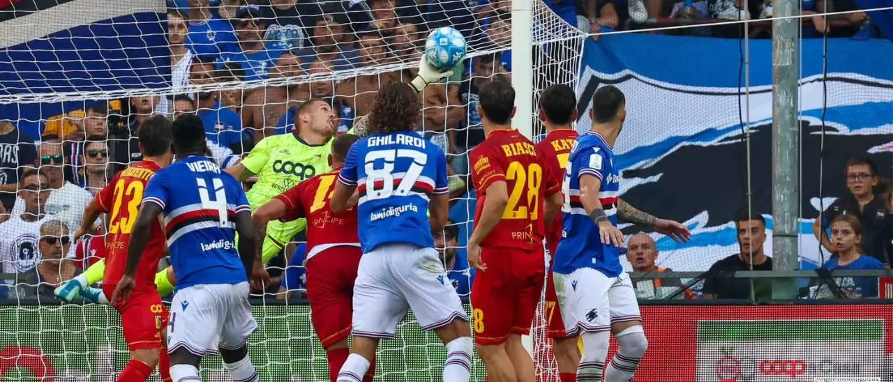 Serie B, il Catanzaro si gode i piani alti della classifica. Fulignati: «A Genova atteggiamento importante»