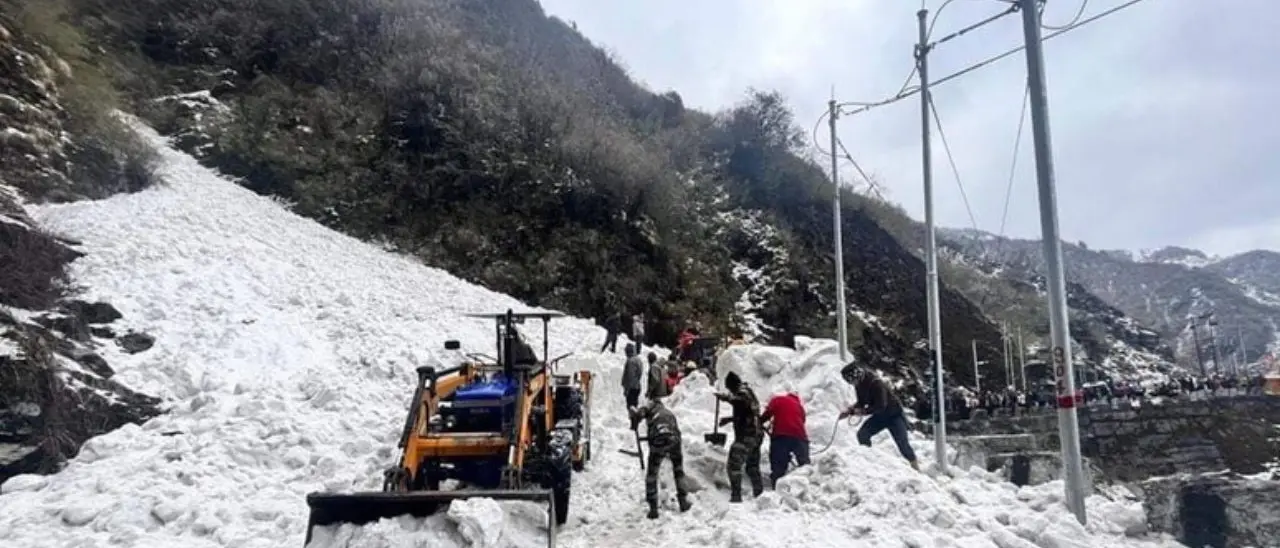 Straripa un lago glaciale in India, almeno 10 morti e 82 dispersi nello stato del Sikkim