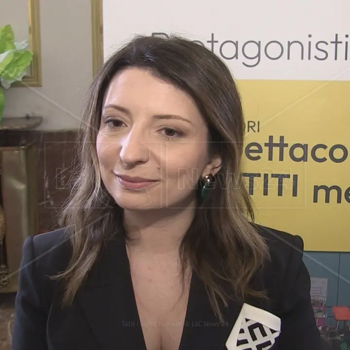 Ponte sullo Stretto, l’assessore ai Trasporti Staine: «Ci farà risparmiare 10 mln l’anno, anche l’A1 era osteggiata»