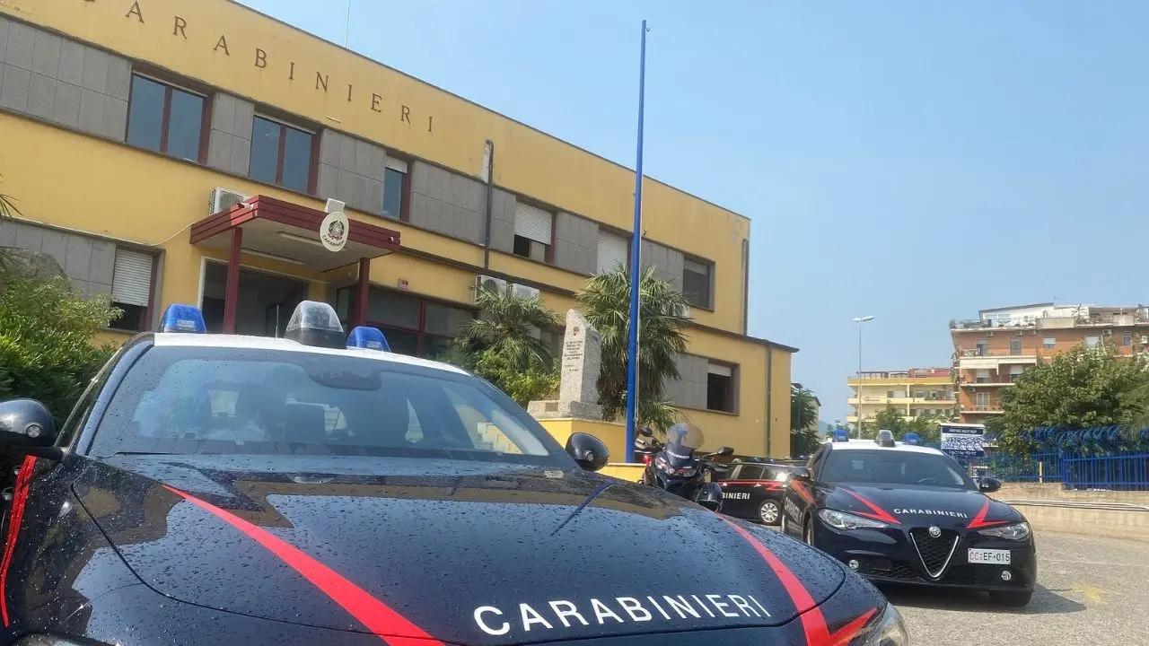 Soverato, trovato in auto con la droga: i carabinieri arrestano un 52enne