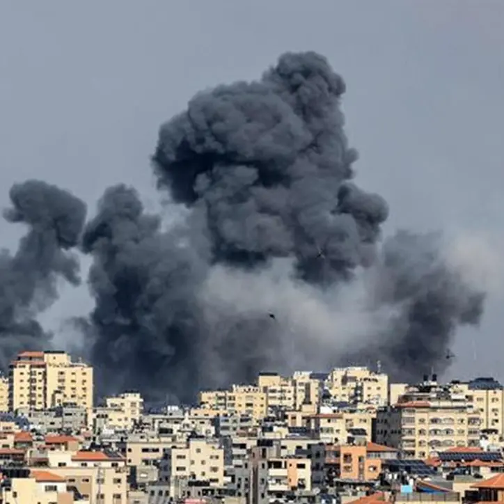 Israele risponde all’attacco di Hamas: centinaia di morti e feriti, combattimenti anche via terra