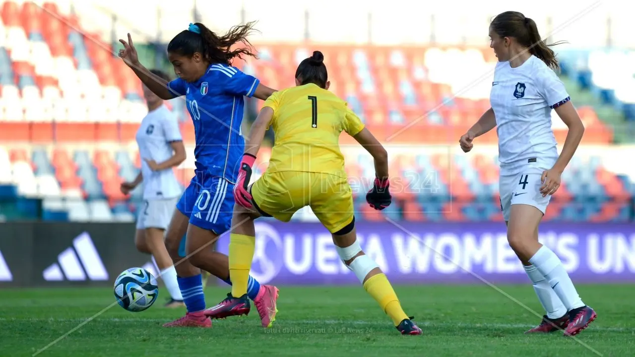 Qualificazioni Europei femminili under 17, a Cosenza la Francia batte l’Italia per 4 a 3