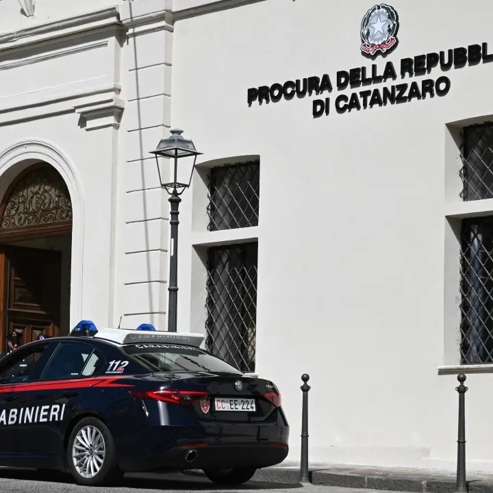 ’Ndrangheta, la Dda di Catanzaro conclude le indagini per 285 persone: ci sono anche politici e professionisti