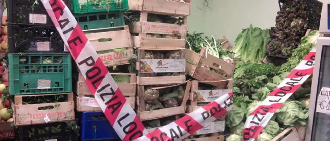 Acquappesa, controlli ai venditori ambulanti: sequestrati 330 chili di alimenti non tracciati