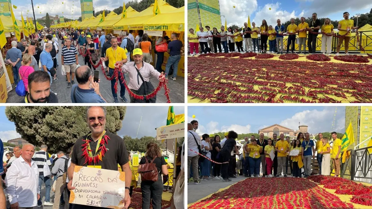 La Coldiretti Calabria realizza una collana di peperoncino di 530 metri al Circo Massimo