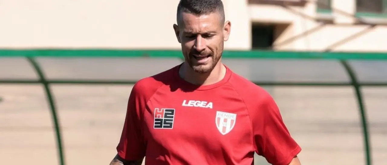 Promozione A: in vetta alla Top Ten c’è il centrocampista del VE Rende Michele Vitale