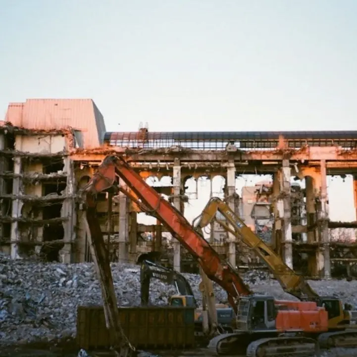 Abusivismo edilizio, in Calabria eseguito meno del 10% delle ordinanze di demolizione