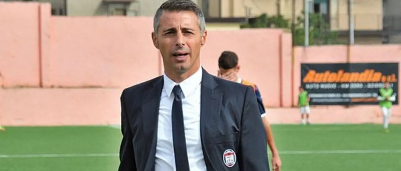 A Crotone c’è anche l’Aniello sacrificato: Parisi da possibile nuovo allenatore a collaboratore fidato dello Zauli-ter