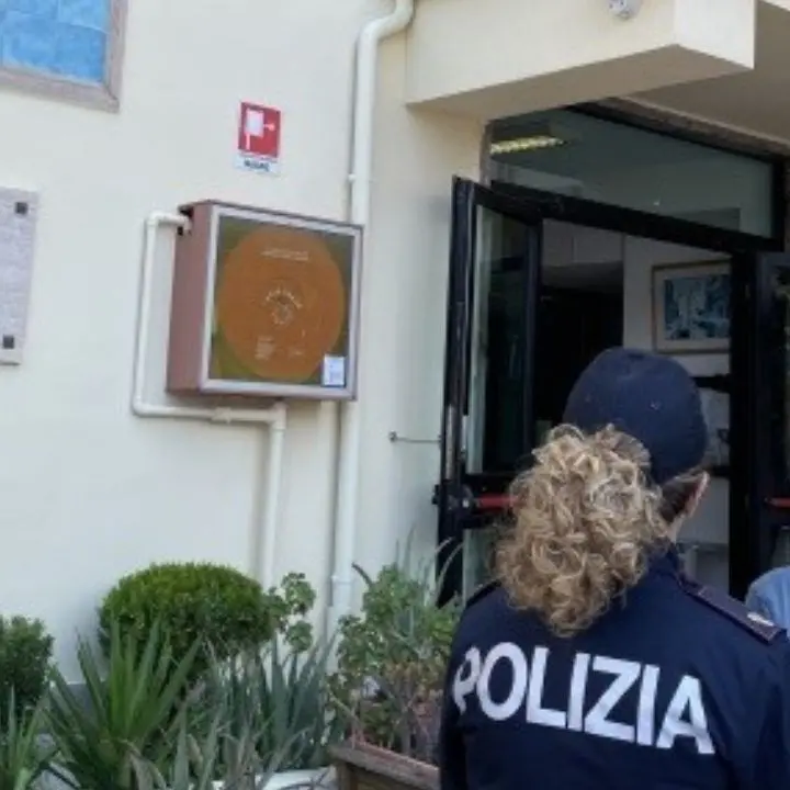 Picchiava e maltrattava l’ex compagna, 33enne denunciato dalla donna e arrestato a Crotone