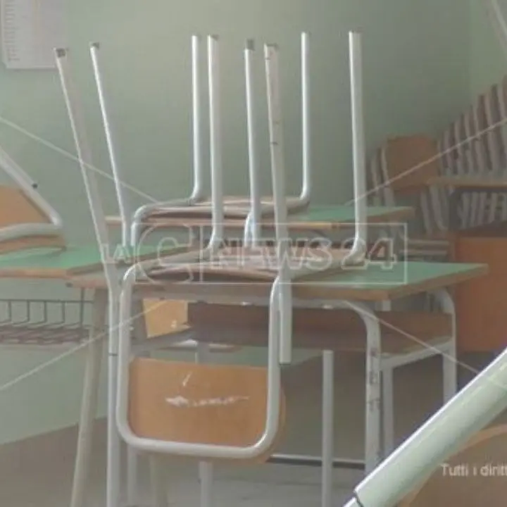 Vibo Valentia, manca l’acqua: lunedì chiuse tutte le scuole di ogni ordine e grado