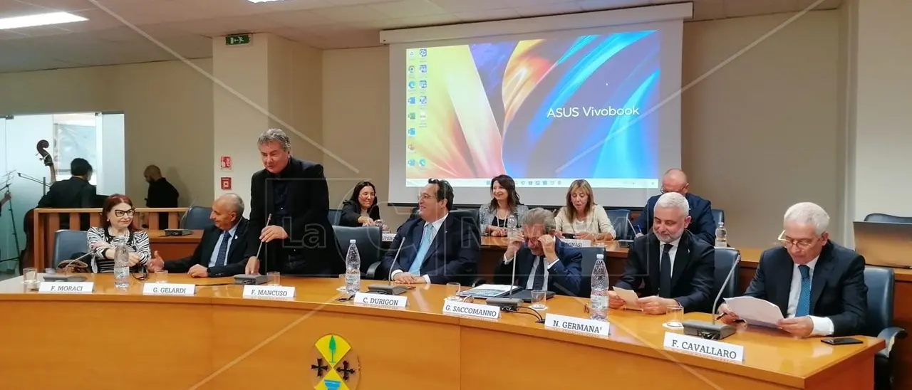 Ponte sullo Stretto, la Lega fa il punto con il sottosegretario Durigon: «Professionalità essenziali per affrontare la sfida»